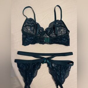 Elegant Lace Bralette and Garter belt - Dark Green